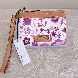 Dooney and Bourke NWT Floral Wristlet